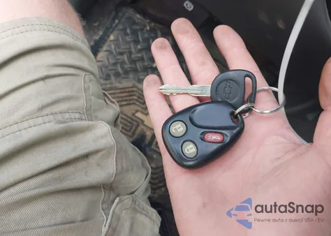 2004 Chevrolet Avalanche 1500 z USA, uszkodzony, nr VIN 3GNEC12T74G142266